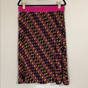 Pink and yellow arrow print XL Lularoe Jill Skirt